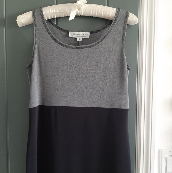 Long dress - Picture 3 of 5